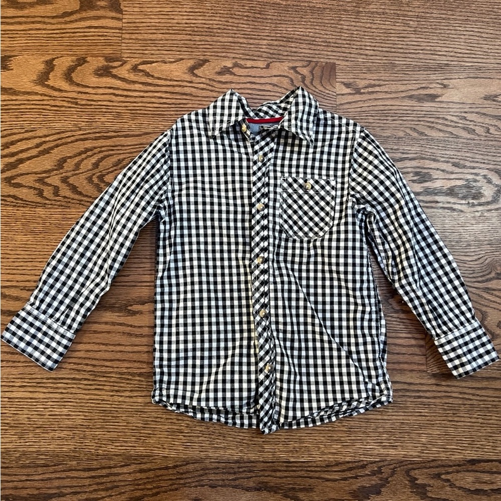 ❤️3/$20❤️ 6/7 button up shirt